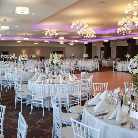 Grand Hotel Belvedere Braszów Zewnętrze zdjęcie