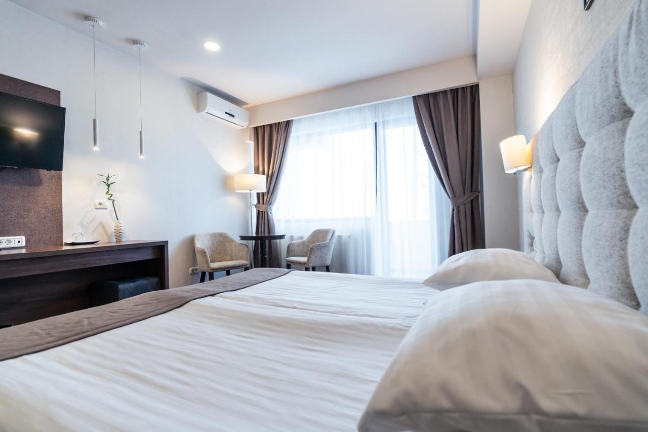 Grand Hotel Belvedere Braszów Zewnętrze zdjęcie